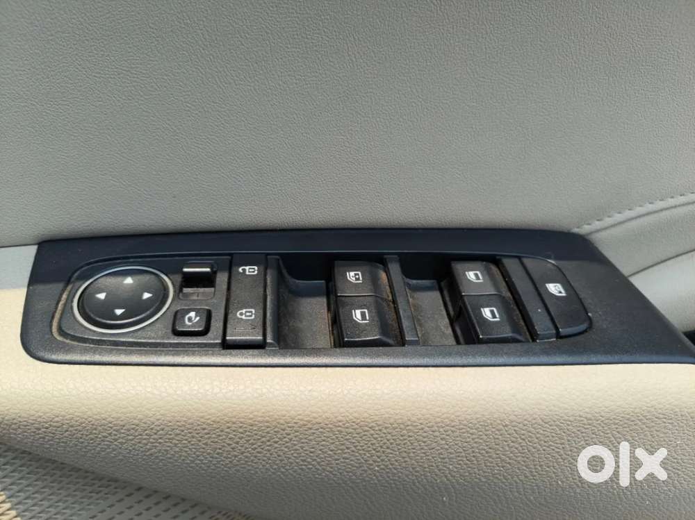 Kia Carens 1.4 Luxury Plus 6 Str, 2022, Petrol
