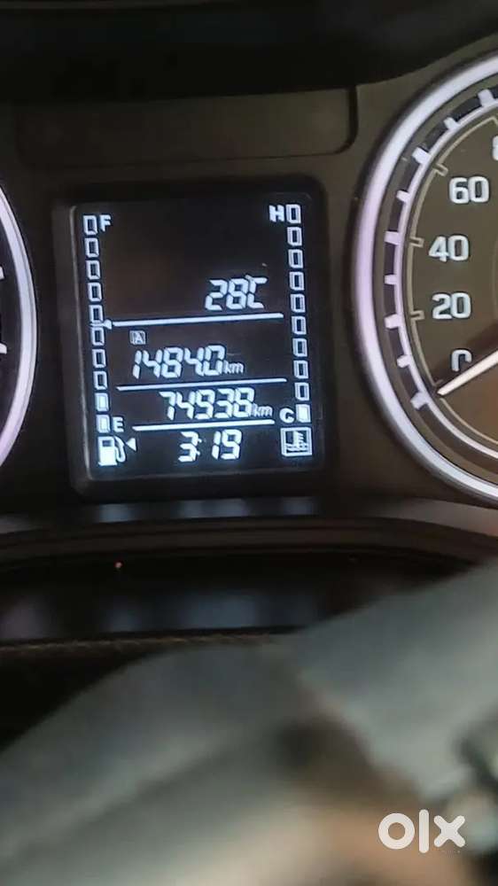 Maruti Suzuki Vitra Brezza Zdi Plus Dual Tone
