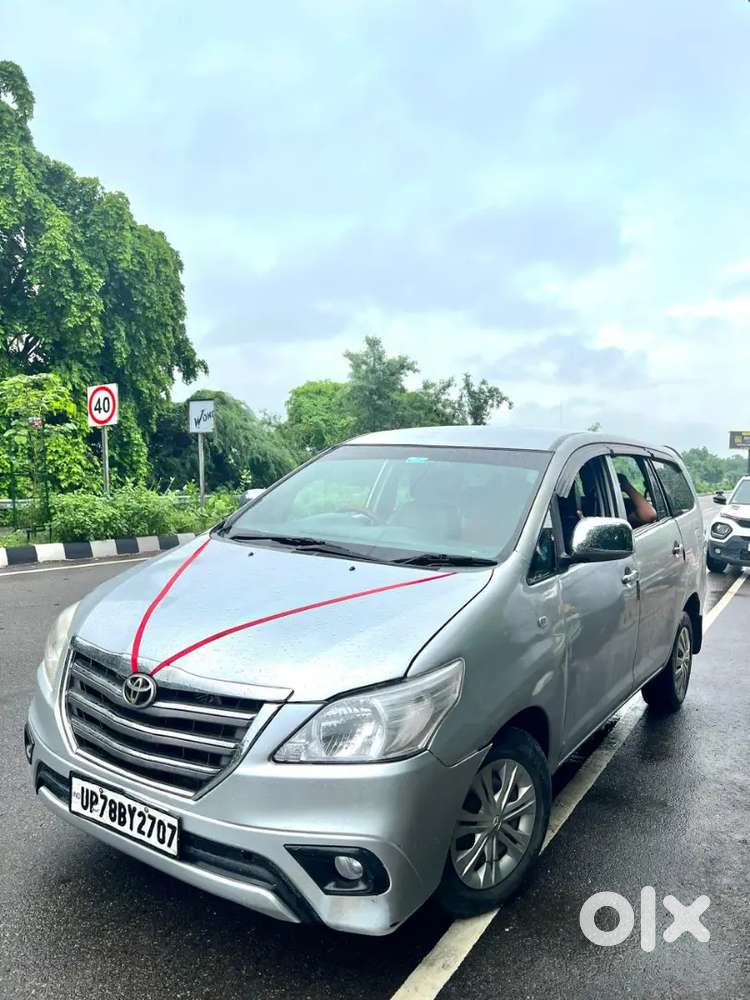 Toyota Innova 2.5 E 2010