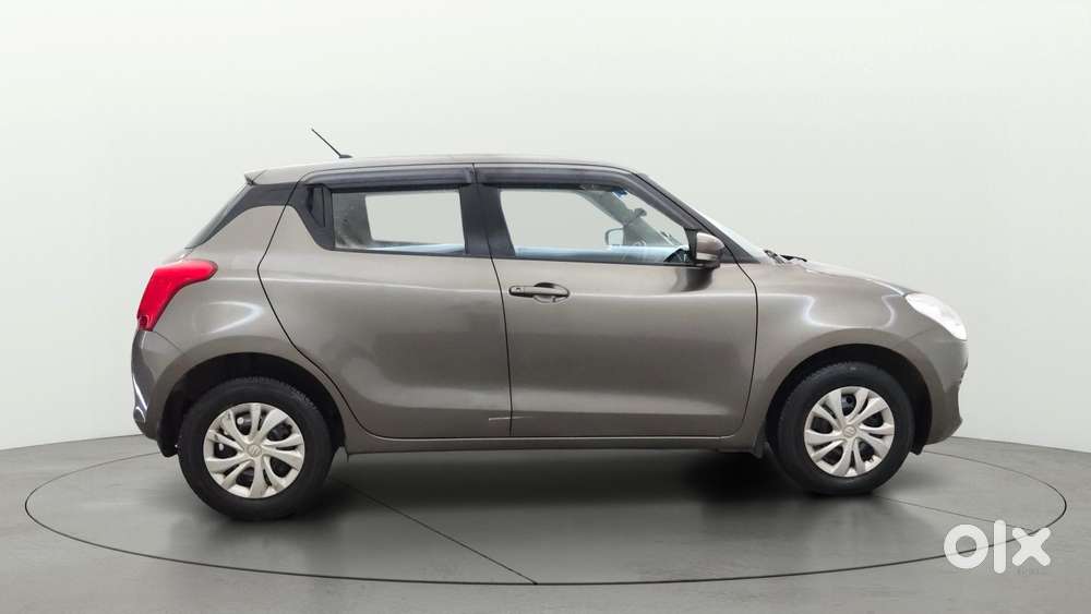 Maruti Suzuki Swift Amt Vxi, 2020, Petrol