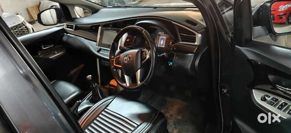 Toyota Innova Crysta [2020-ongoing] 2.4 Vx 7 Str, 2016, Diesel