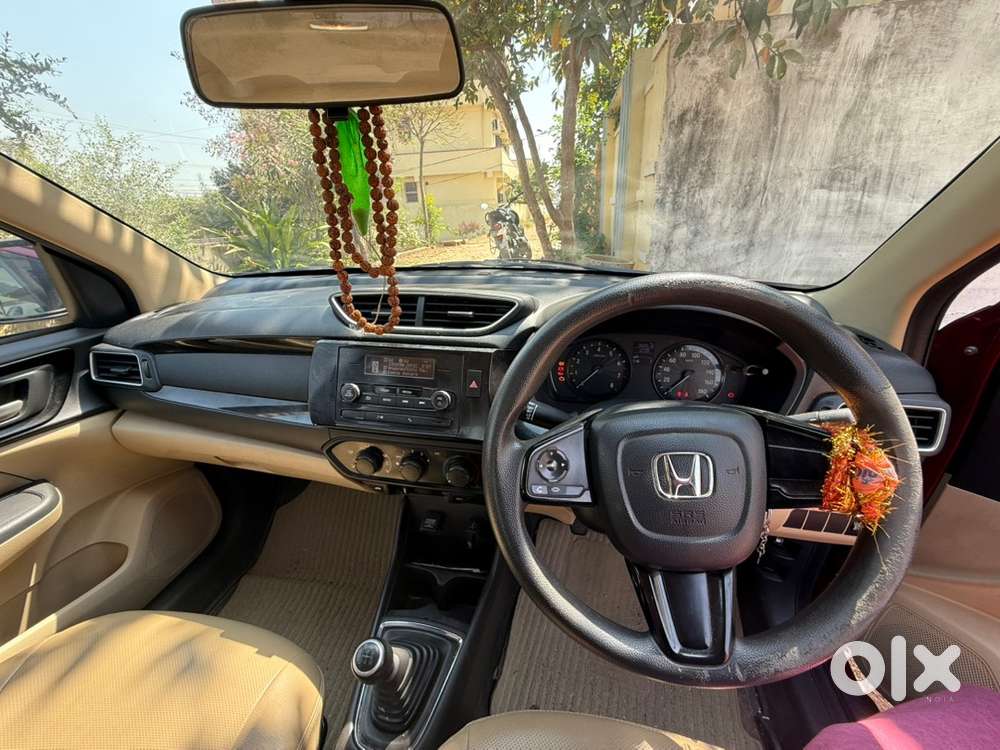 Well Maintained, Only Family Driven And Service Done Only At Show Room