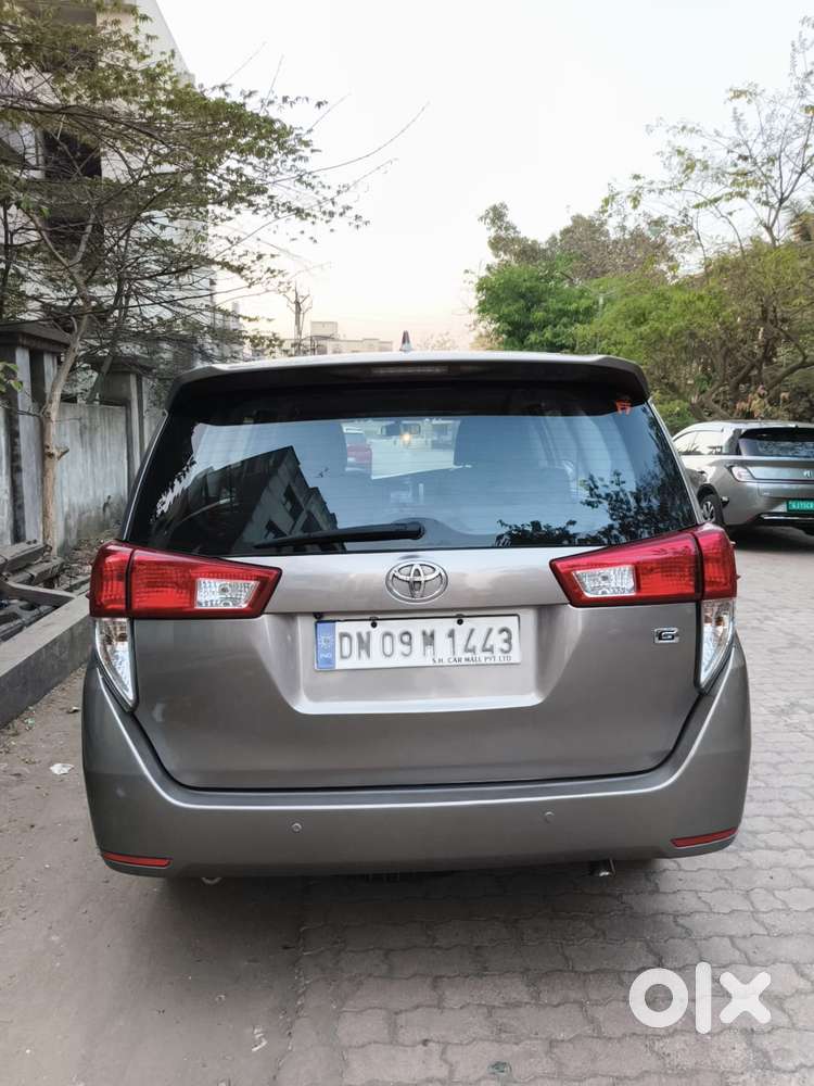 Toyota Innova Crysta 2.4 G Mt, 2017, Diesel