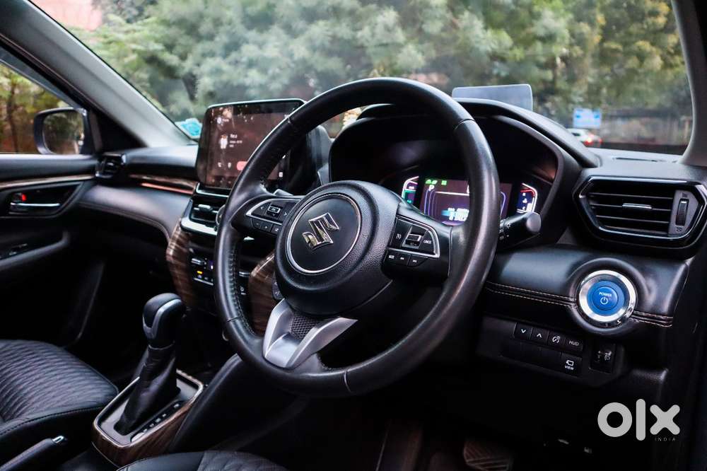 Maruti Suzuki Grand Vitara 1.5 Alpha Plus Intelligent Hybrid Ecvt, 2..