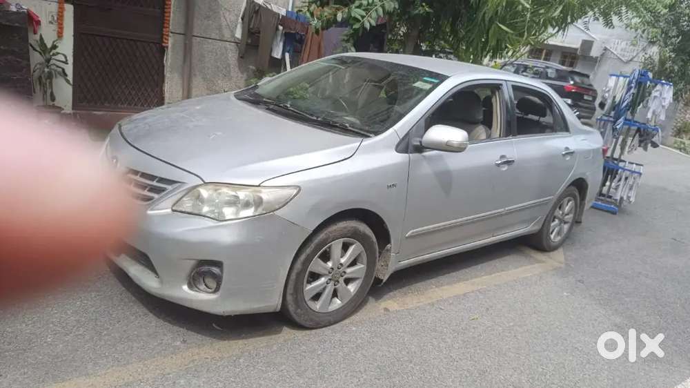 Toyota Corolla Altis 2011
