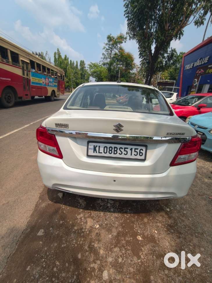 Maruti Suzuki Dzire 1.2 Lxi, 2018, Petrol