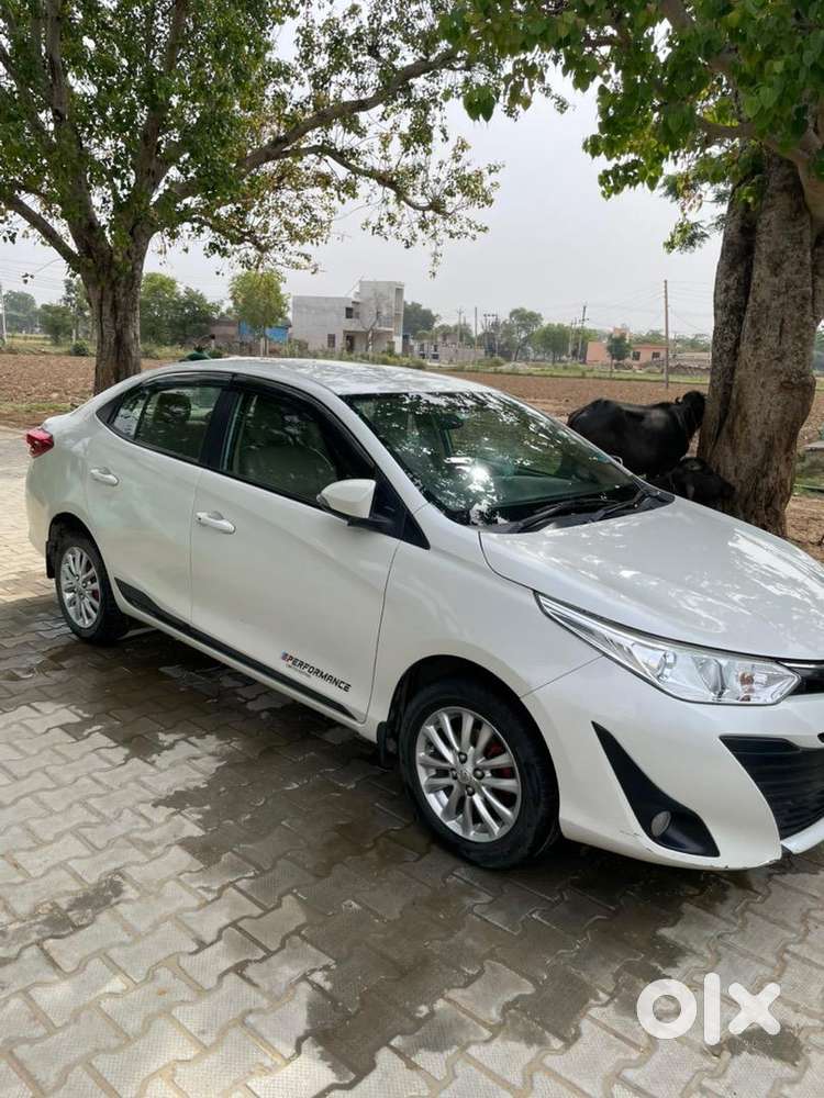 Toyota Yaris Hatchback 2021 Petrol 73000 Km Driven