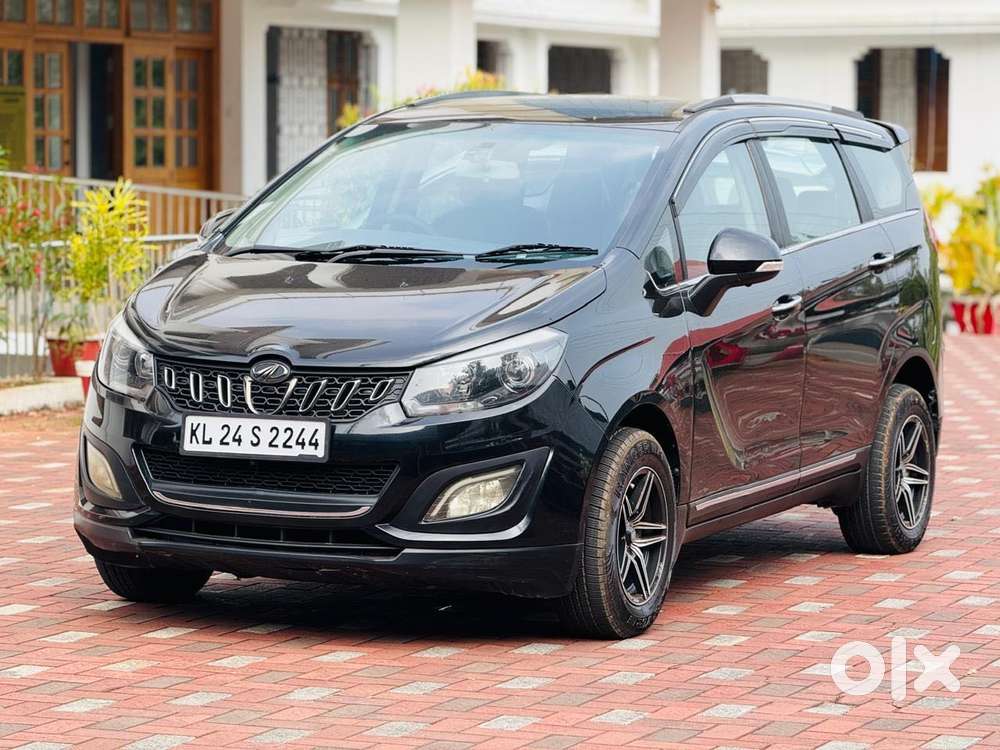 Mahindra Marazzo M6 8str, 2019, Diesel