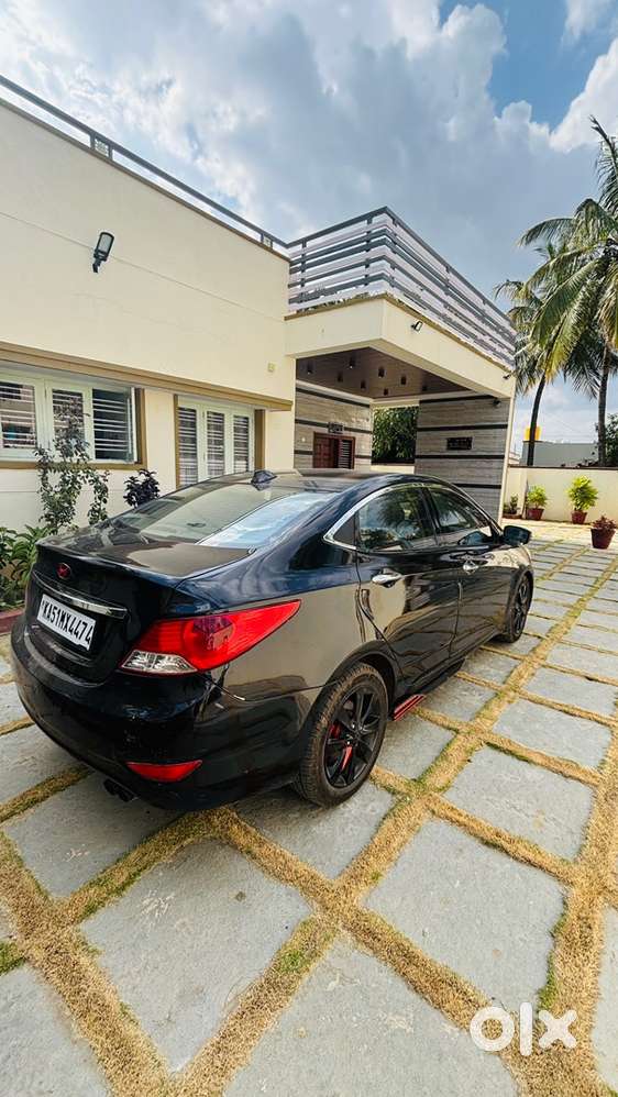 Hyundai Verna Petrol 2011
