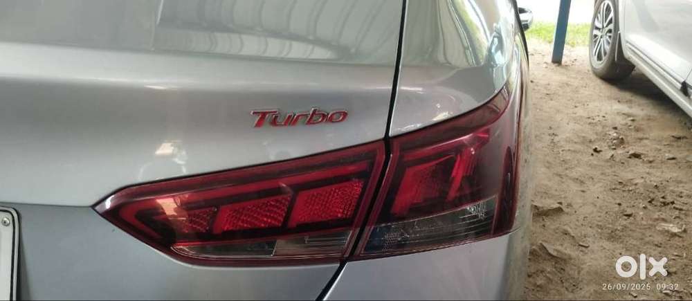 Hyundai Verna 2023 Petrol 21500 Km Driven