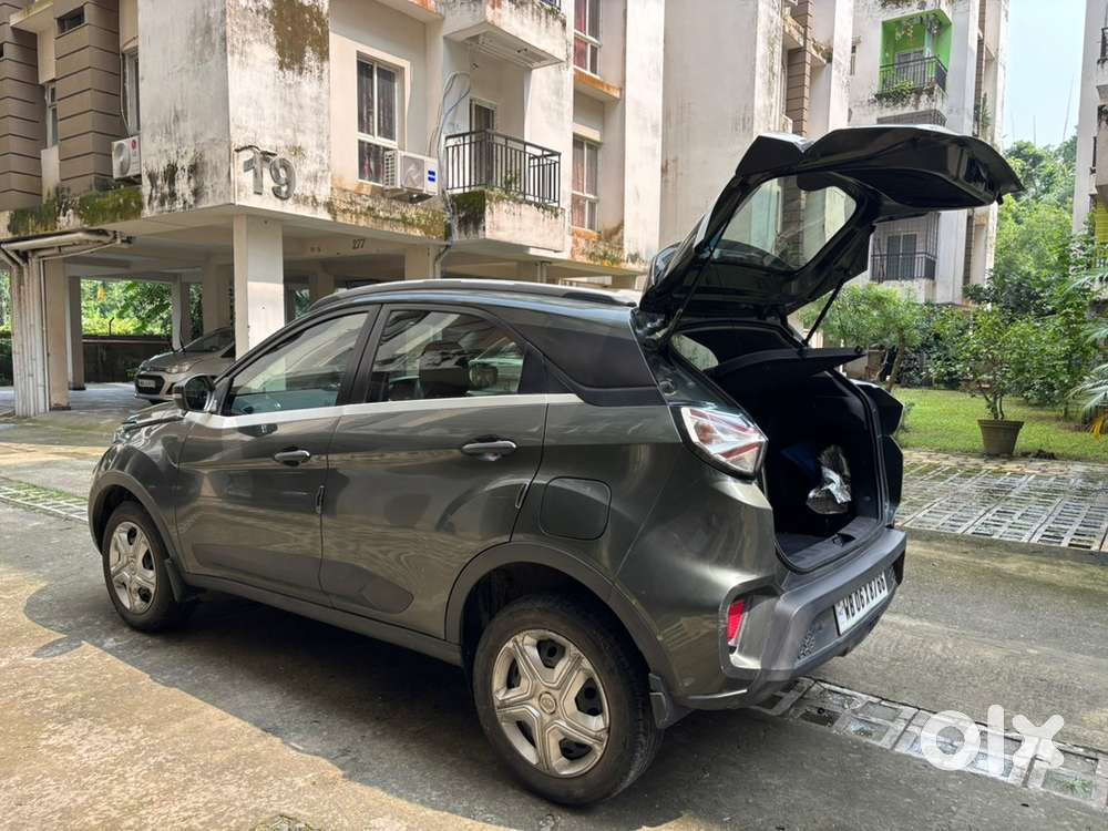 Tata Nexon 2022 November Purchase Petrol With Sun Roof Well Maintained