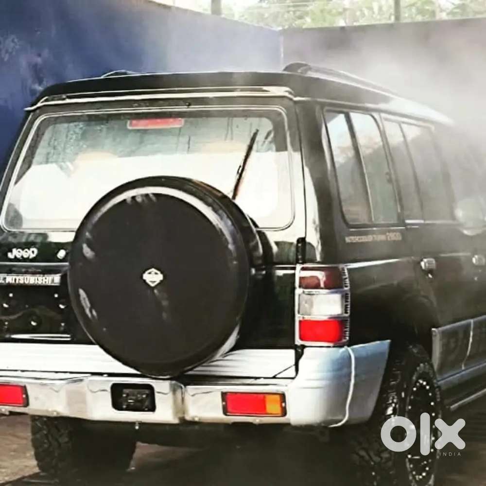 Mitsubishi Pajero 2015