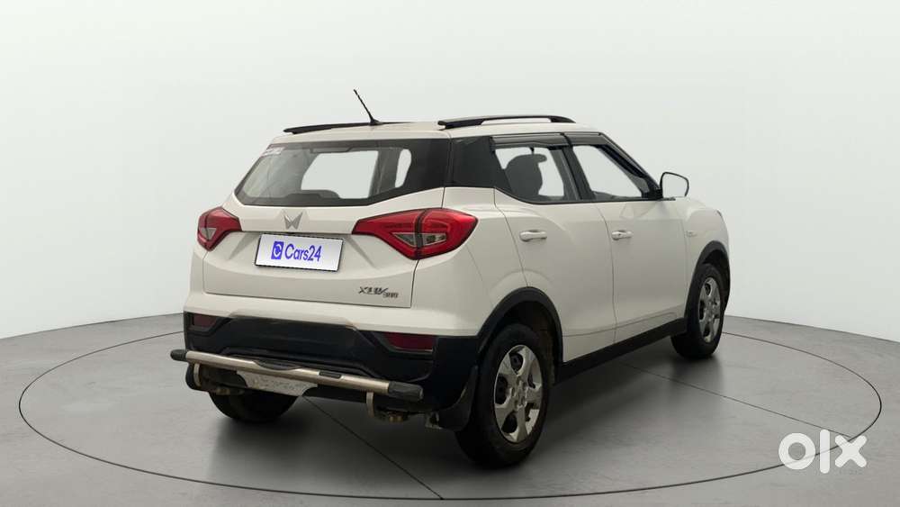 Mahindra Xuv300 W6, 2023, Petrol