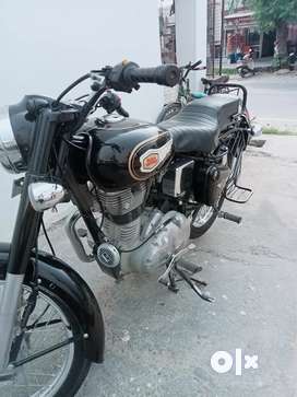 Buy Sell Second Hand Royal Enfield Bikes in Vishavkarma Chowk Used Royal Enfield Bikes in Vishavkarma Chowk OLX
