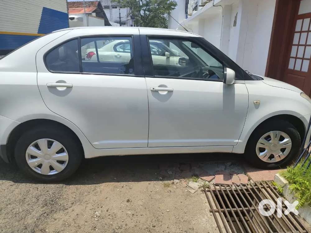 Maruti Suzuki Dzire 2010