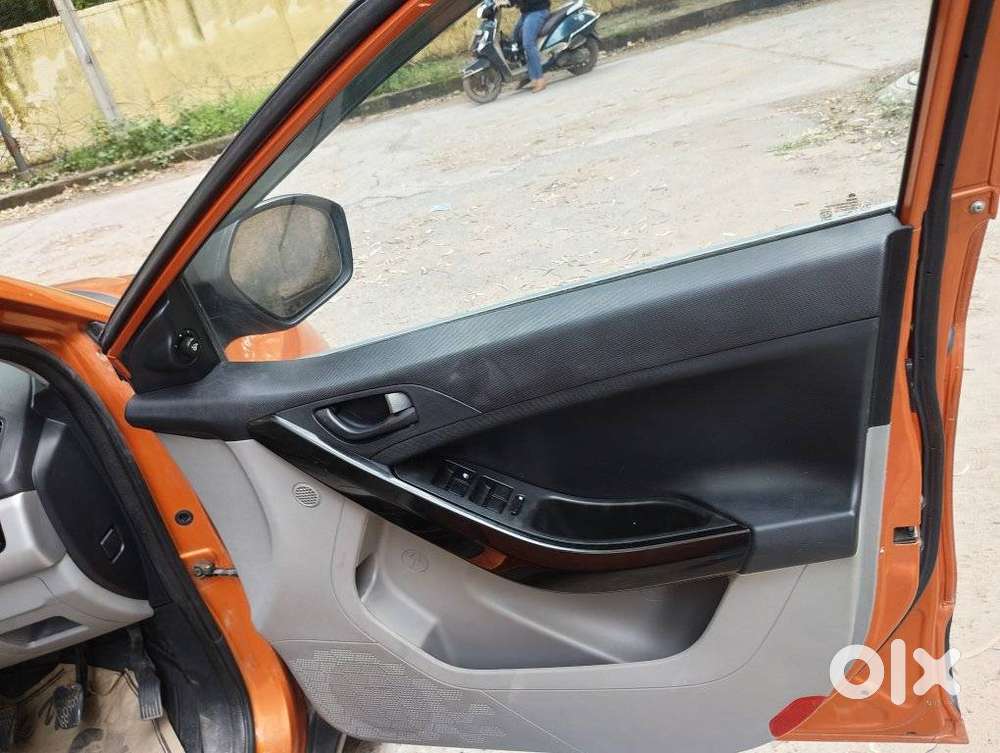 Tata Nexon 1.2 Revotron Xm (s), 2019, Petrol