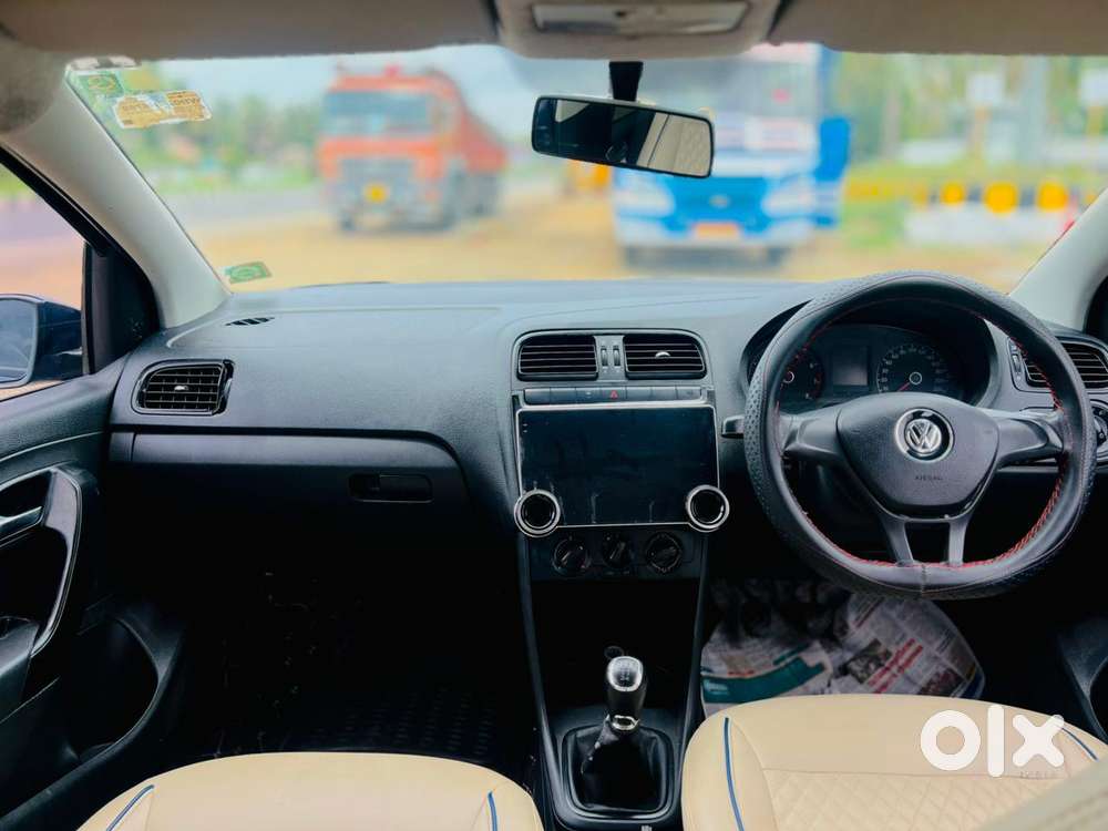 Volkswagen Polo Petrol Comfortline 1.2l, 2015
