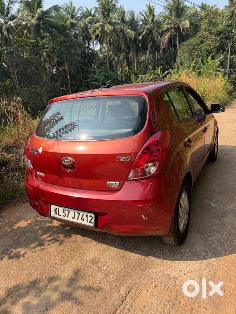 Hyundai I20 2014 Sportz Diesel 123000 Km Driven