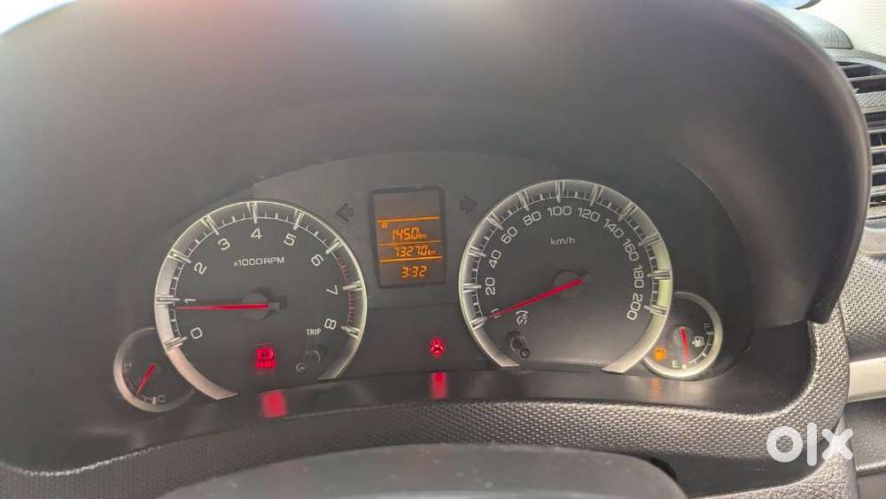 Maruti Suzuki Swift Vxi Optional, 2016, Petrol