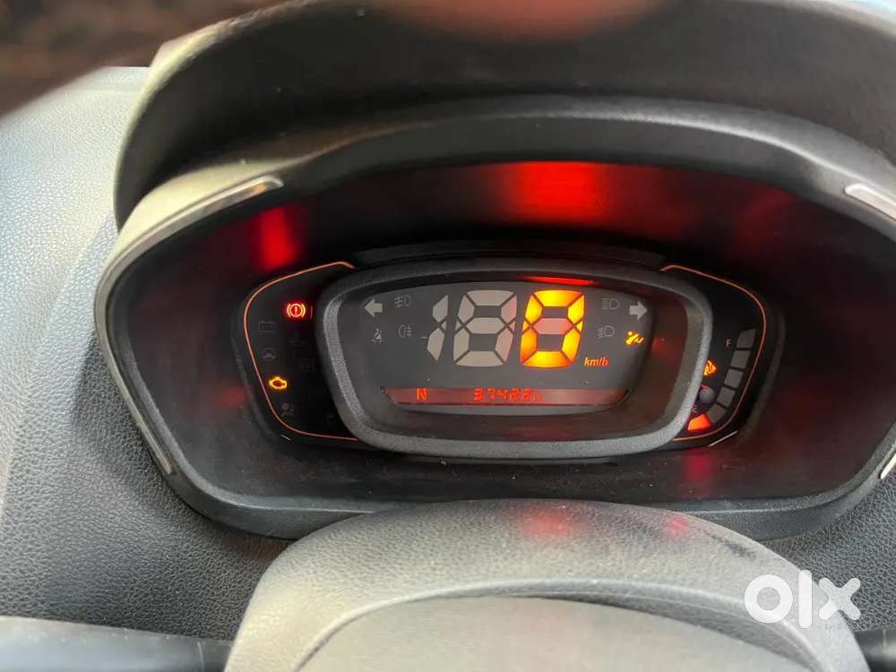 Renault Kwid 2018 Petrol.. Automatic Gear