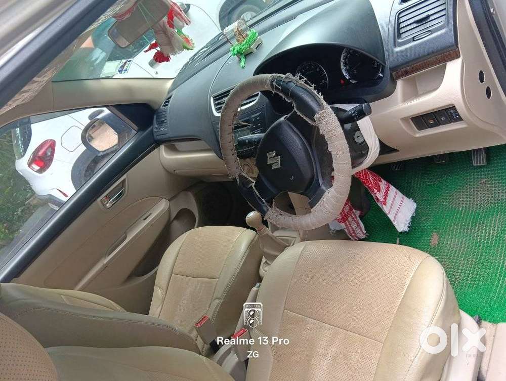 Maruti Suzuki Swift Dzire 1.2 Vxi Bsiv, 2015, Petrol