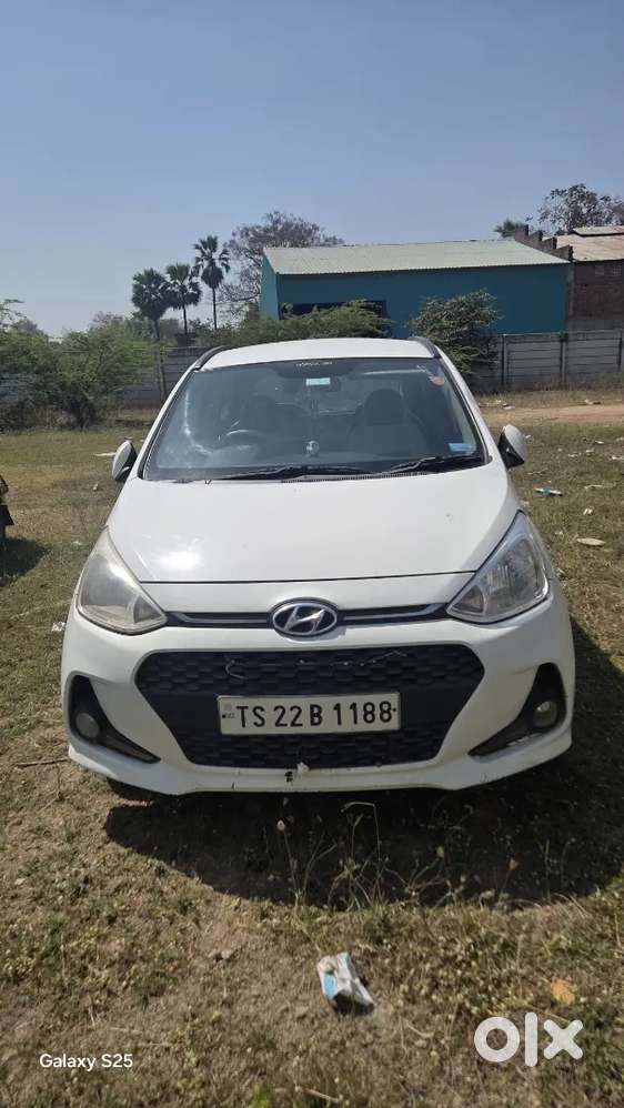 Hyundai Grand I10 2017 Petrol Well Maintained