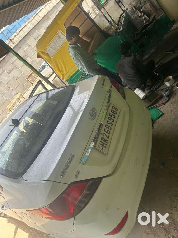 Hyundai Fluidic Verna 2012 Cng & Petrol Good Condition