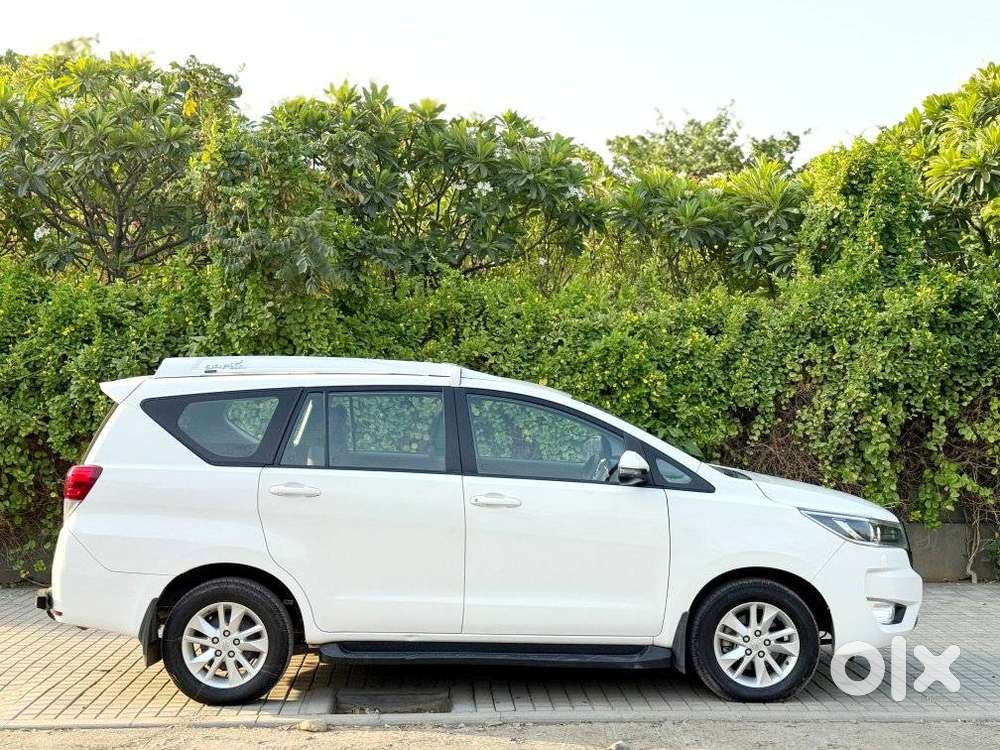 Toyota Innova Crysta 2.4 Gx Limited Edition 8 Str, 2023, Diesel