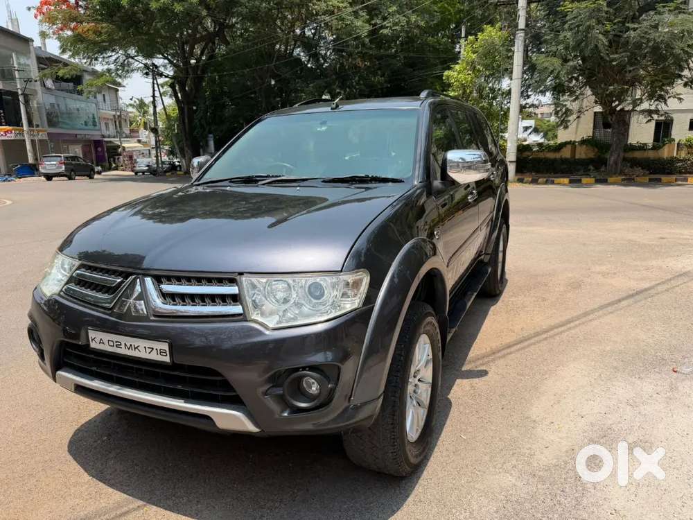 Mitsubishi Pajero Sport 2015



Mitsubishi  Pajero