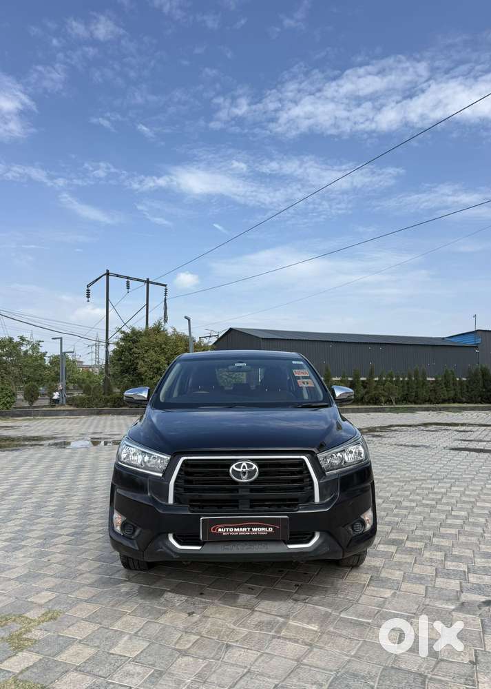 Toyota Innova Crysta 2.4 Gx Limited Edition 8 Str, 2023, Diesel