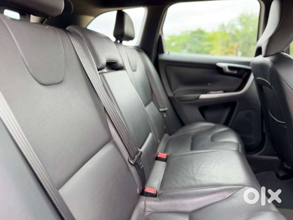 Volvo Xc60 D5 Awd Automatic, 2016, Diesel