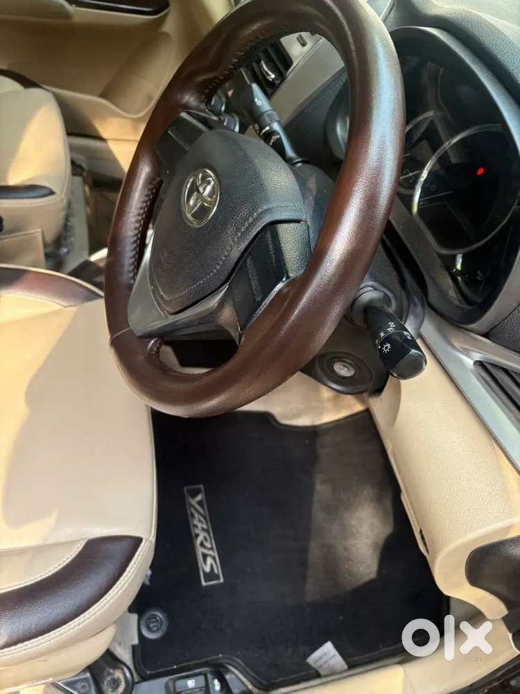 Toyota Yaris 2018 Petrol Well Maintained Brand New Condition Both Keys