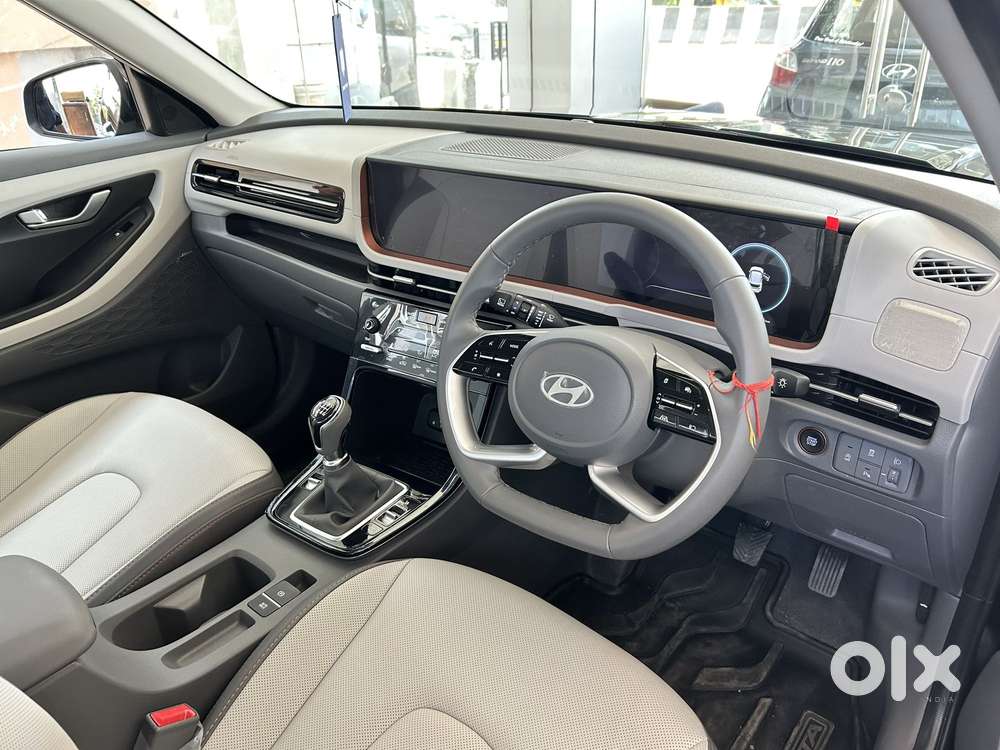 Hyundai Creta King Edition 1.5 Petrol Dual Tone, 2025, Petrol