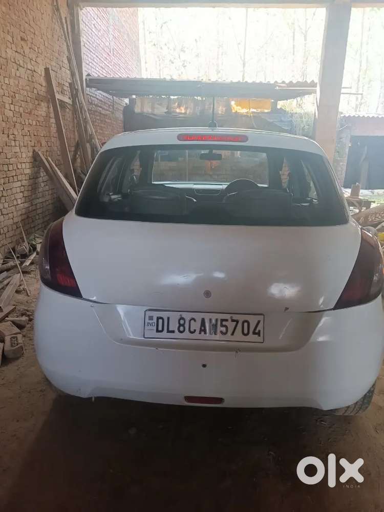 Maruti Suzuki Swift 2013 Cng & Hybrids 125000 Km Driven