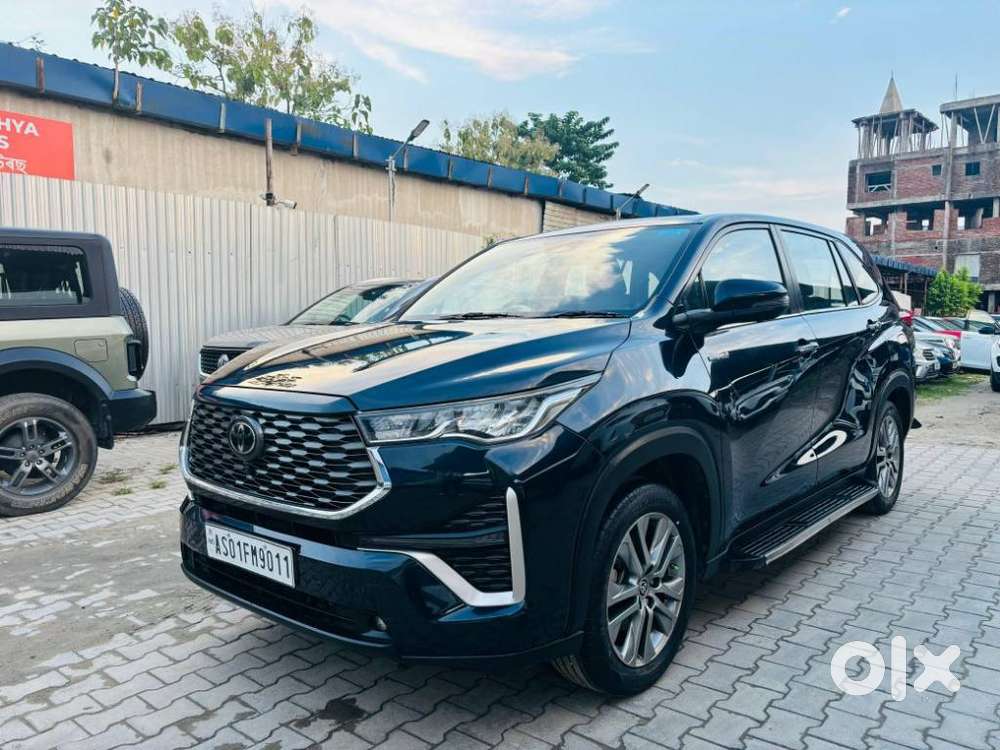 Toyota Innova Hycross 2.0 Zx (o) Hybrid 7 Str, 2023, Petrol
