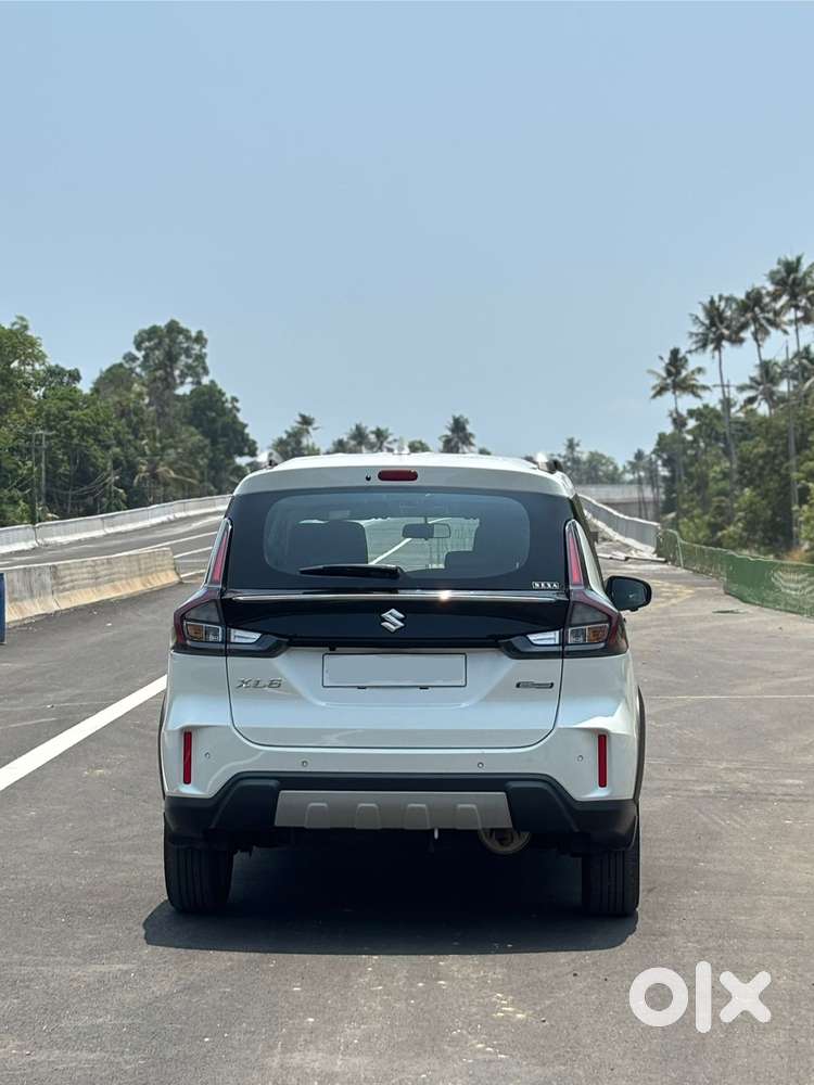 Maruti Suzuki Xl6 1.5 Alpha Mt, 2024, Petrol