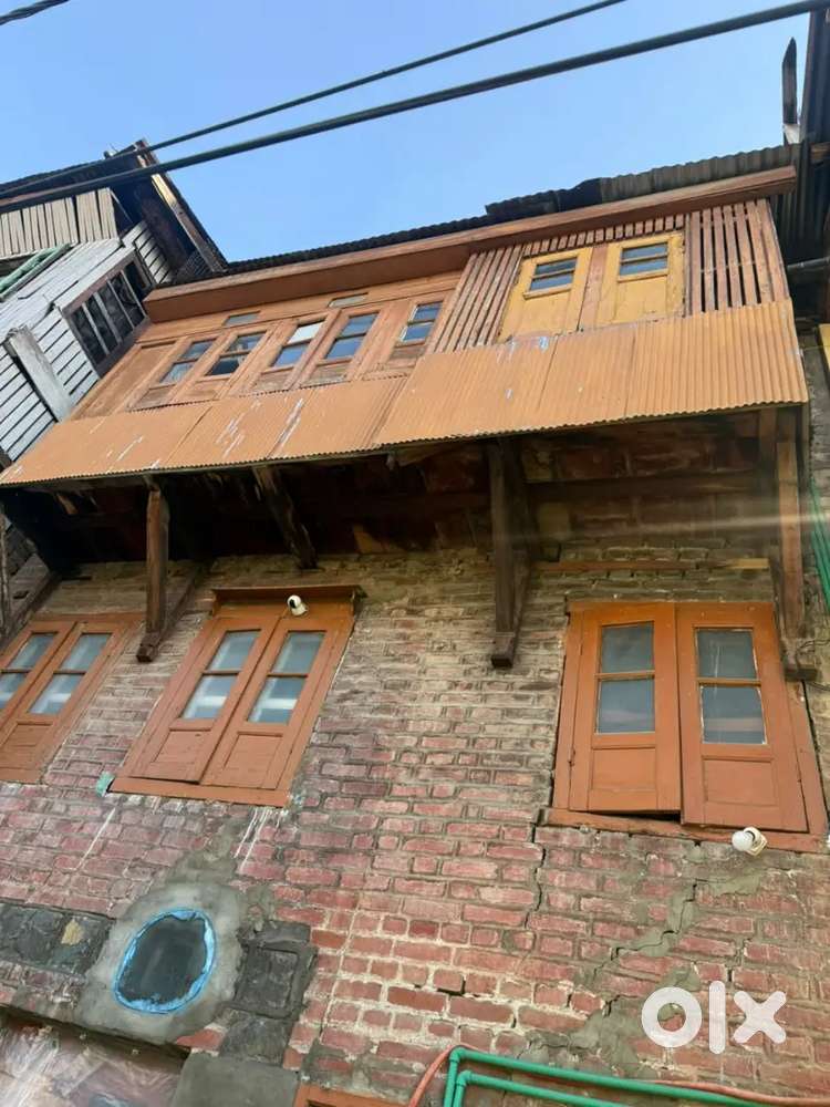 House on sale in Munwarabad khayam srinagar