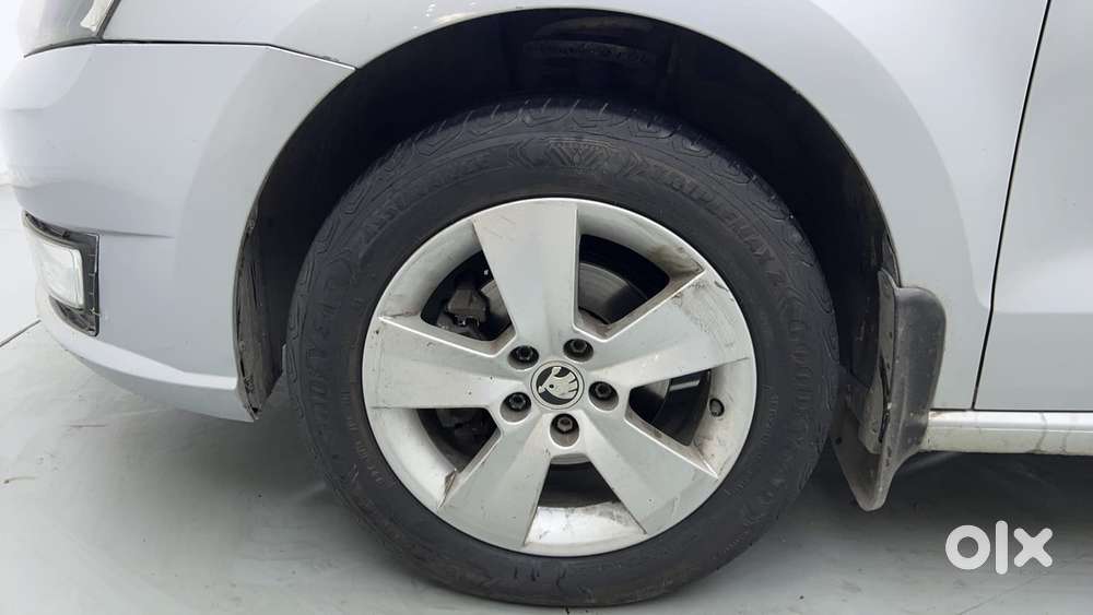 Skoda Rapid 2011-2013 1.6 Mpi Ambition, 2017, Petrol