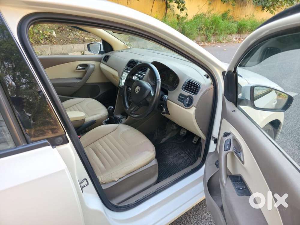 Skoda Rapid Petrol Manual 2016