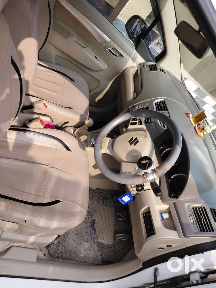 Maruti Suzuki Ertiga 2017 Petrol Well Maintained