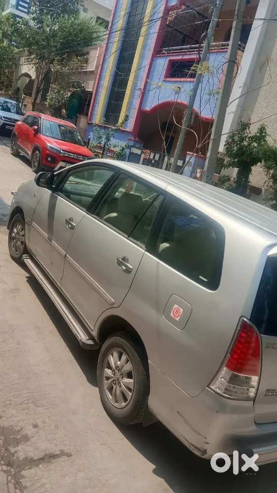 Toyota Innova 2010 Diesel Well Maintained