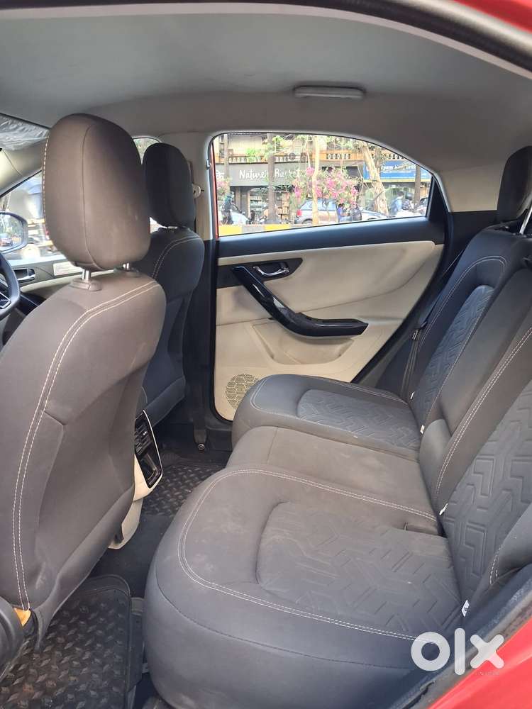 Tata Nexon Amt Xza Plus, 2022, Petrol