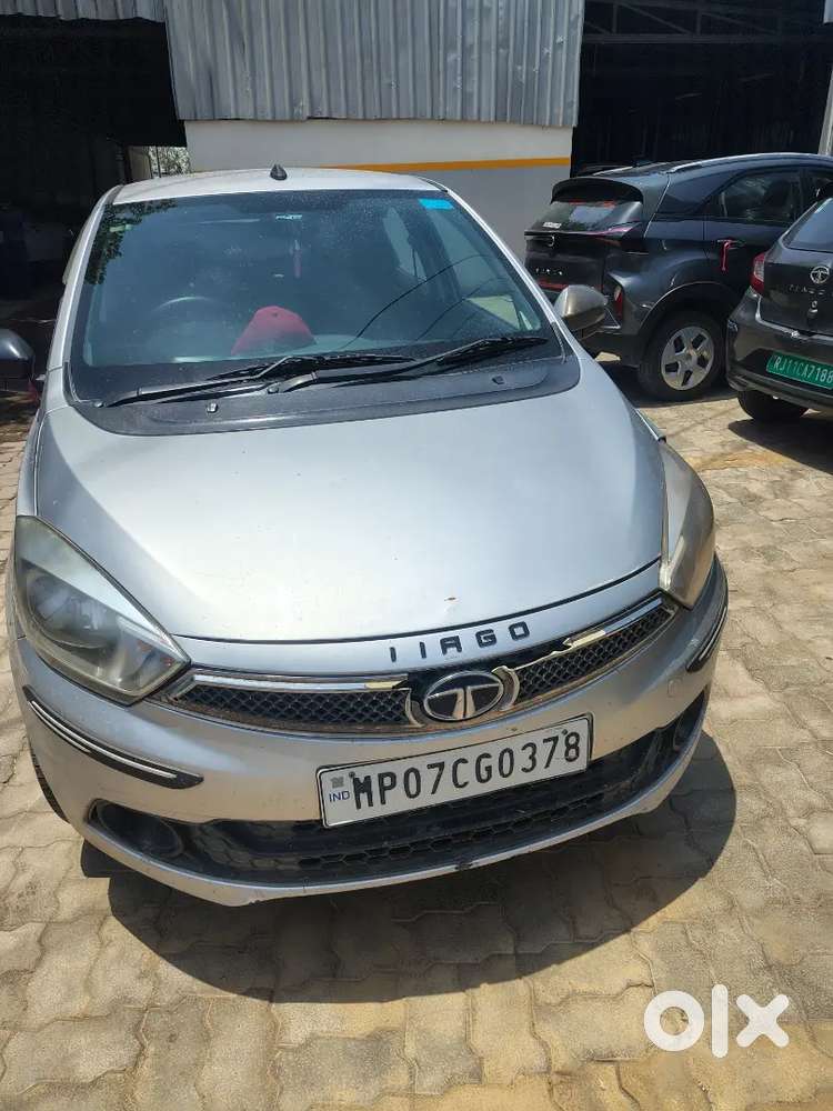 Tata Tiago Revotron Xt 2019
