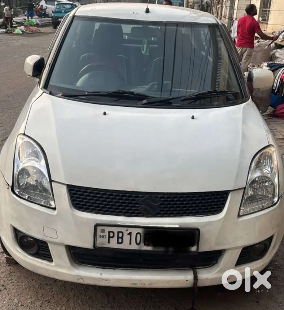 Maruti Suzuki Dzire 2013 Diesel 90000 Km Driven