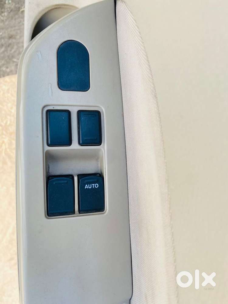 Maruti Suzuki Swift Dzire 1.3 Vxi, 2018, Cng & Hybrids