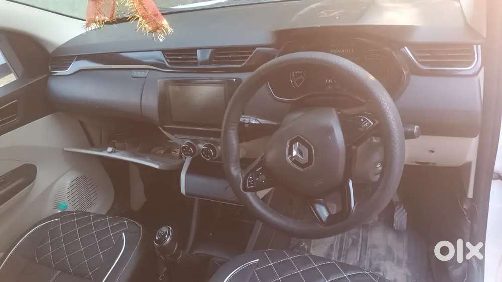 Renault Triber Facelift 2021 Petrol Good Condition 119000 Km