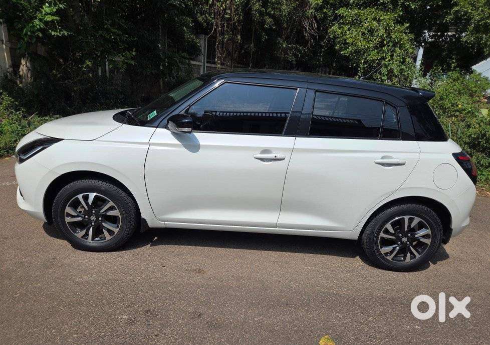 Maruti Suzuki Swift Zxi Plus, 2025, Petrol