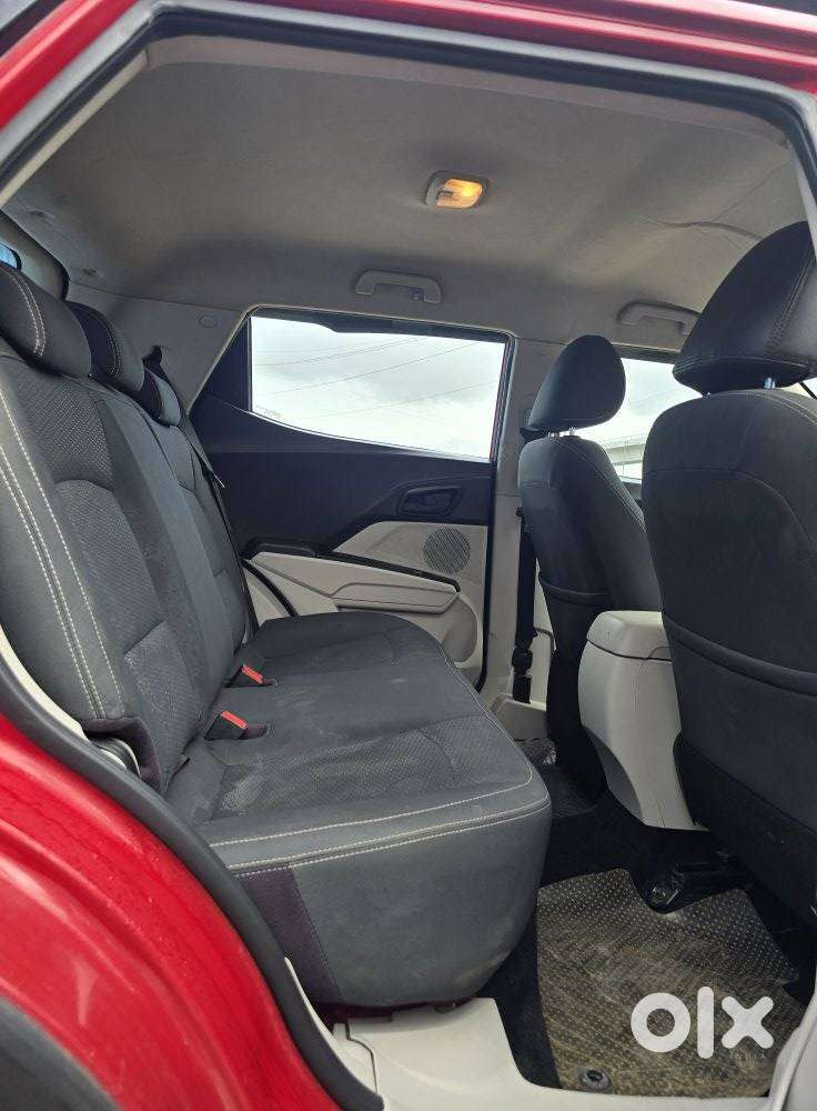 Mahindra Xuv300 W6, 2020, Petrol