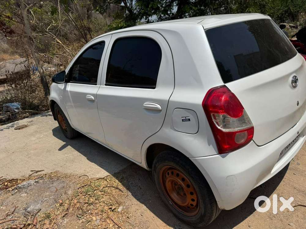 Toyota Etios Liva 2011