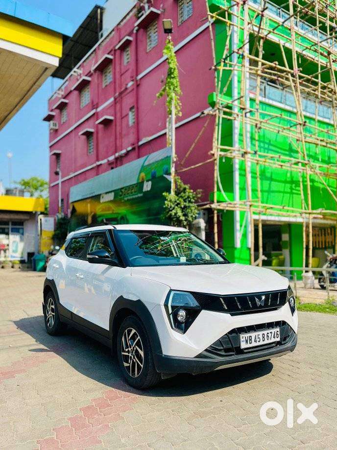 Mahindra Xuv 3xo Ax5 Ds Mt, 2025, Diesel